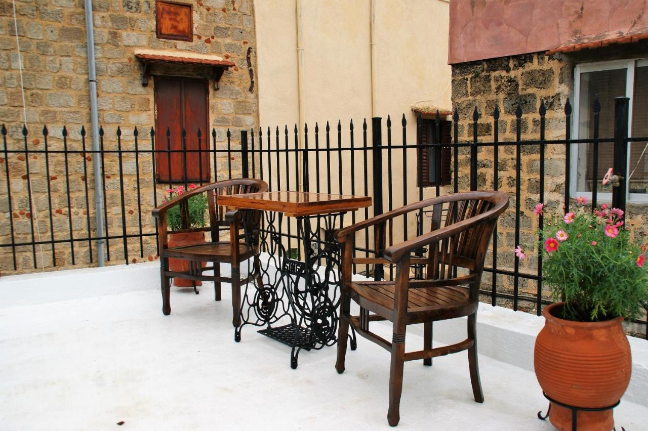 Evangelia'S Little House Rhodes City Extérieur photo